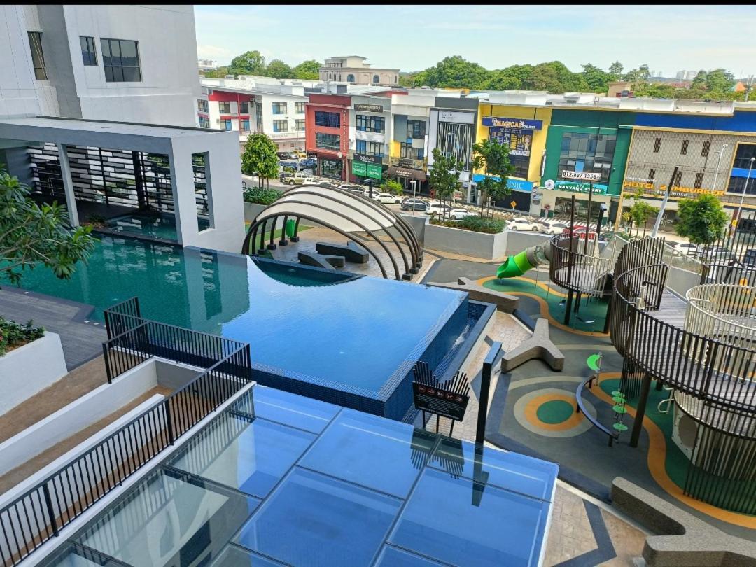 Sky Trees Your Perfect Gateway With Pool & Facilities Apartemen *