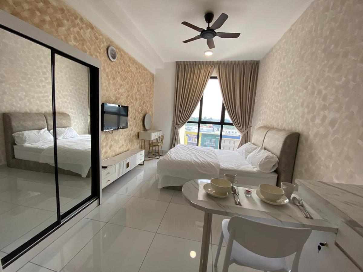 Sky Trees Your Perfect Gateway With Pool & Facilities Johor Bahru